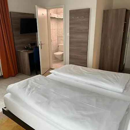 Hotel Spatz 2*